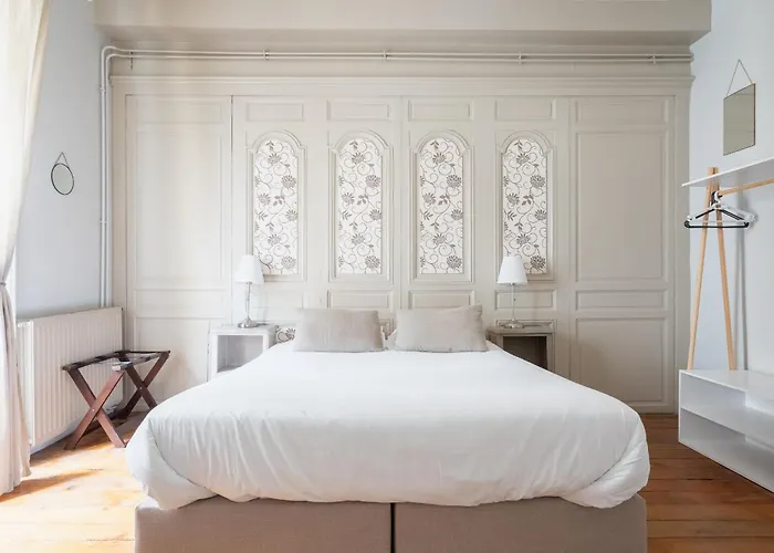 Bourgeois Hyper Centre-ville De * Bordeaux