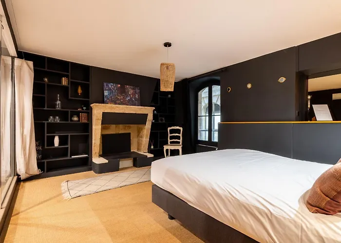 Bourgeois Hyper Centre-ville De Apartman